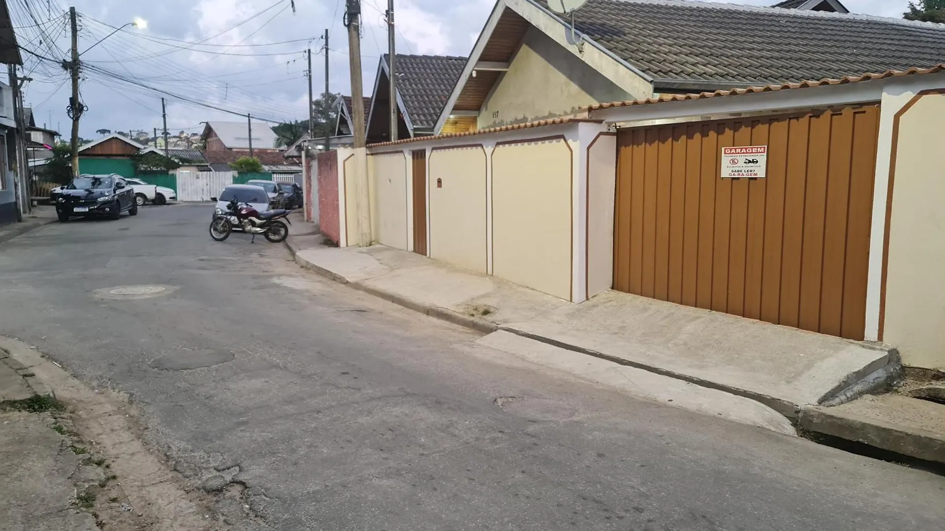 Casa Melmel Aconchegante E Espacosa Proxima Ao Centro Comercial De Campos do Jordão Nyaraló
